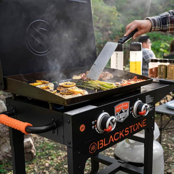 Grill Master's Guide: Best Outdoor Griddles for Backyard Feasts