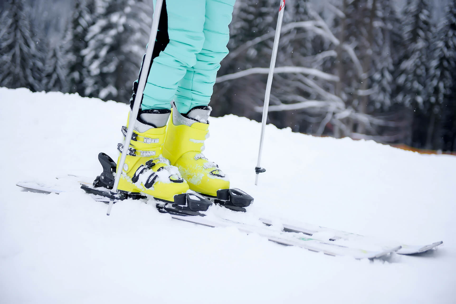 7 Best Ski Boots (2026 Review Guide)