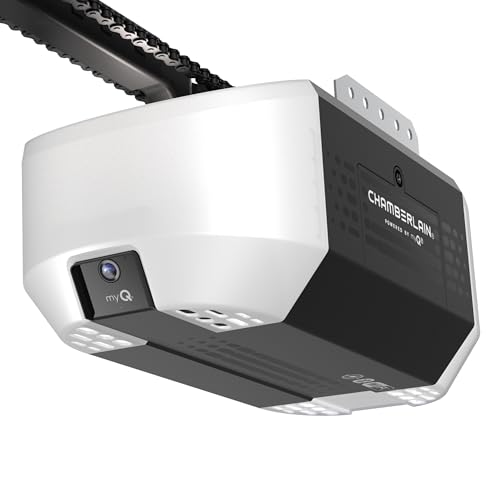 Chamberlain 3/4 HP Chain Drive Smart Garage Door Opener with Camera and Battery Backup